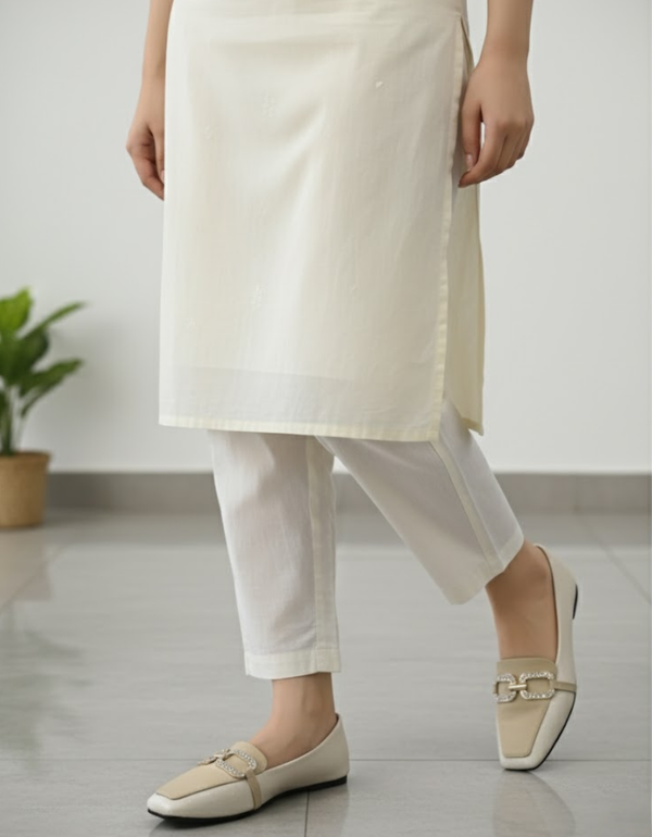 AE-5005-Cream- Ladies Soft Casual Pumps