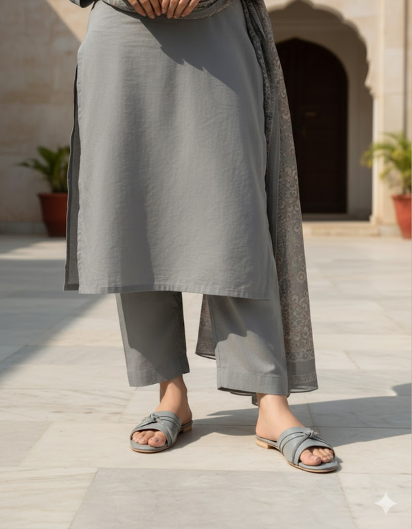 IJ-1021-Grey Women Chappal